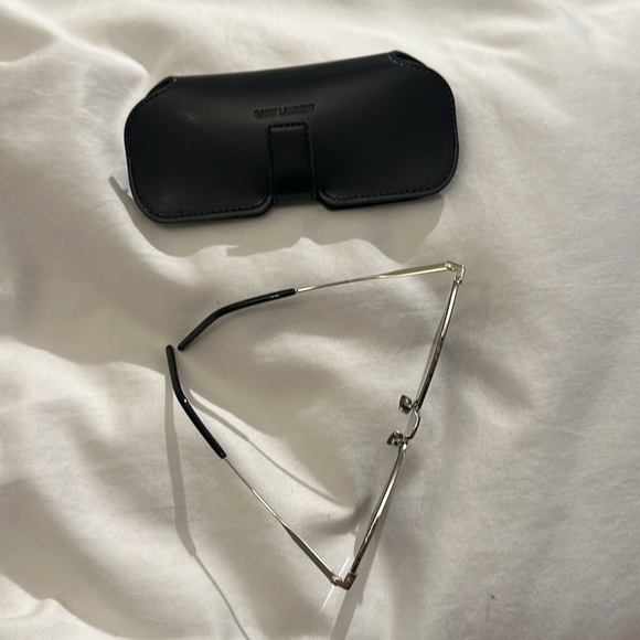 SAINT LAURENT EDGY SUNGLASSES - Picture 7 of 7